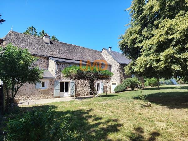 Grande maison en pierres
