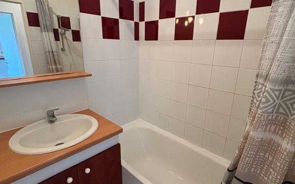 Appartement à louer    2 pièces •  Aire-sur-l'Adour