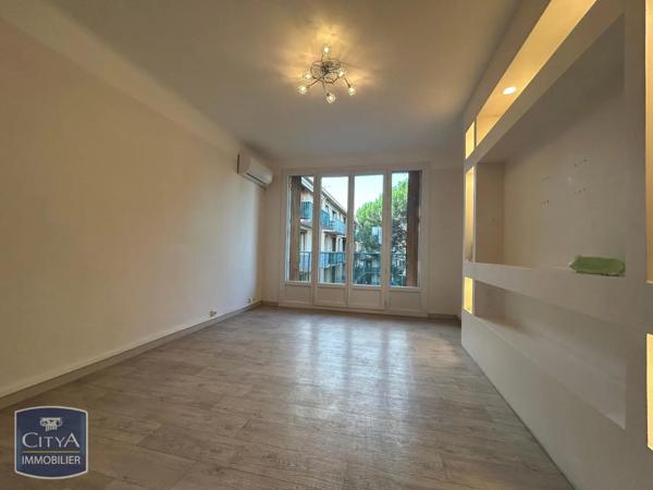 Appartement à louer 3 pièces 53.82m² Avignon (84000)