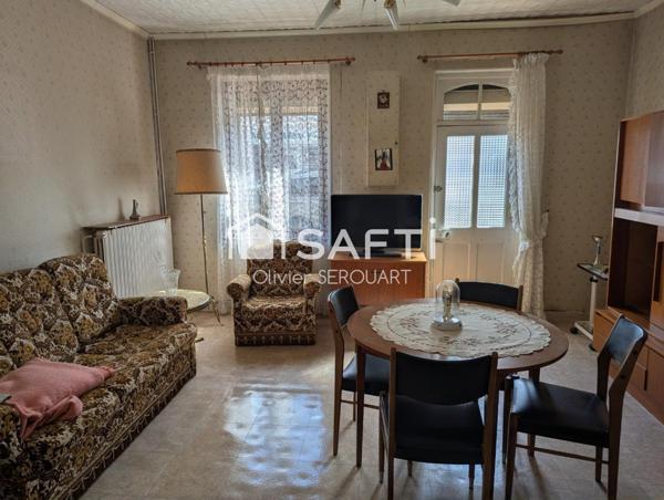 ? Affaire à saisir – Maison 72 m² à rénover – 2 chambres – garage + dépendances – terrain 430 m²