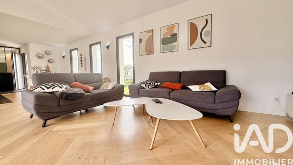 Maison à vendre 6 pièces 146 m² Bouliac