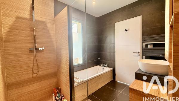 Maison à vendre 6 pièces 146 m² Bouliac