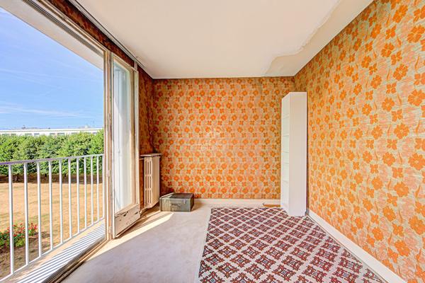 Appartement Saint Germain En Laye 4 pièces 64.10 m2 298 000 € **  - Référence  18433