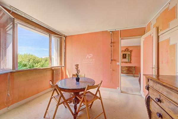 Appartement Saint Germain En Laye 4 pièces 64.10 m2 298 000 € **  - Référence  18433
