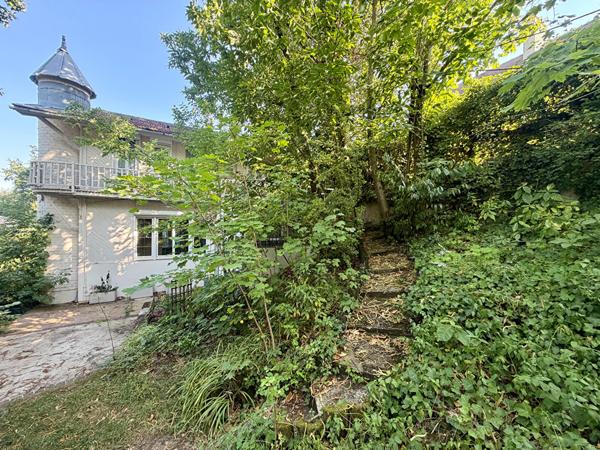 Maison Chatenay Malabry 7 pièce(s) 150 m2