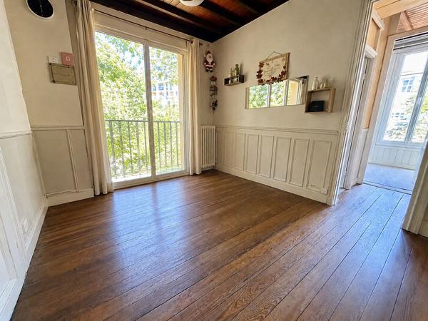 Maison Chatenay Malabry 7 pièce(s) 150 m2