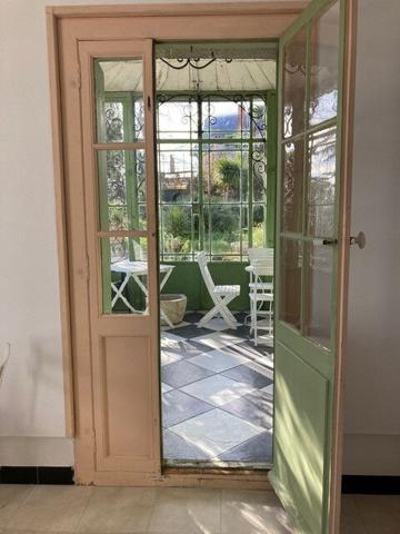 Bel appartement meublé de 270 m² - Libre