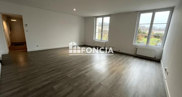 À vendre Appartement 5 pièces 105.71 m² - Courmelles 02200