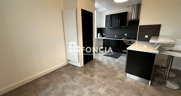 À vendre Appartement 5 pièces 105.71 m² - Courmelles 02200