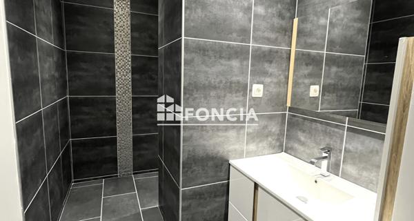 À vendre Appartement 5 pièces 105.71 m² - Courmelles 02200