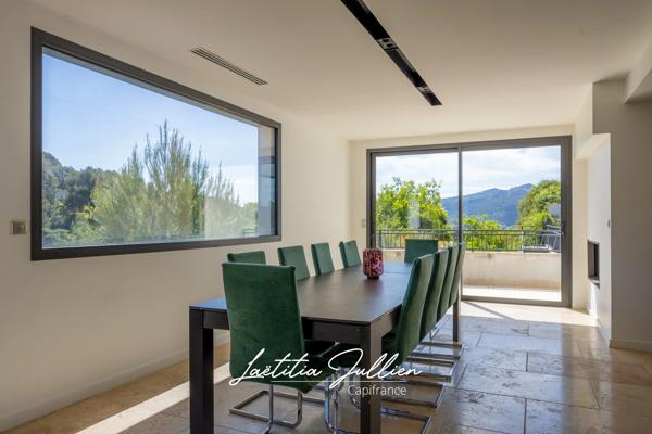 Villa californienne T5 + T2 indépendant avec piscine – Les Accates Marseille 11e