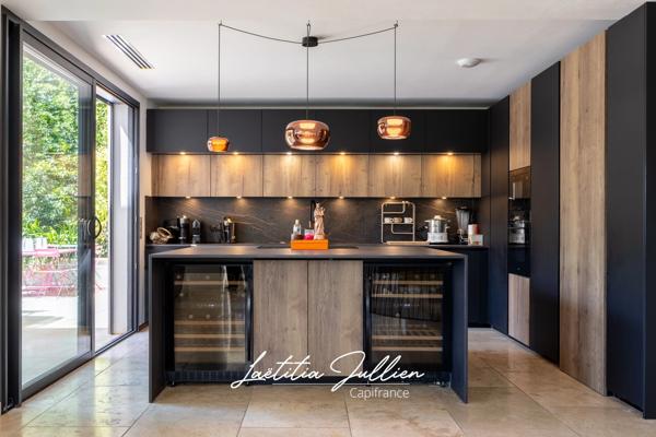 Villa californienne T5 + T2 indépendant avec piscine – Les Accates Marseille 11e