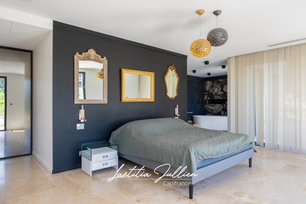 Villa californienne T5 + T2 indépendant avec piscine – Les Accates Marseille 11e