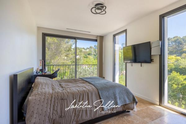 Villa californienne T5 + T2 indépendant avec piscine – Les Accates Marseille 11e
