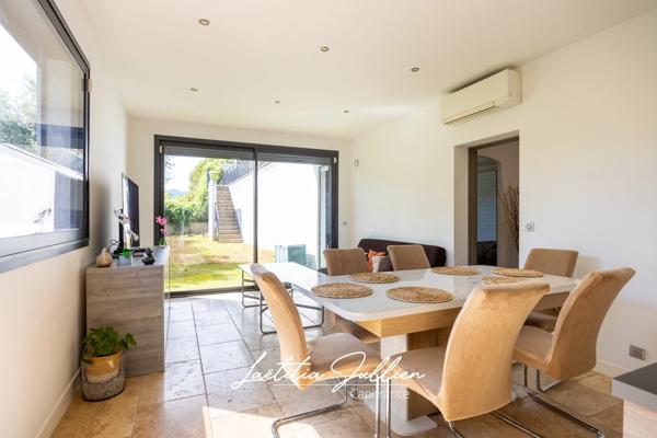 Villa californienne T5 + T2 indépendant avec piscine – Les Accates Marseille 11e