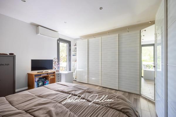 Villa californienne T5 + T2 indépendant avec piscine – Les Accates Marseille 11e