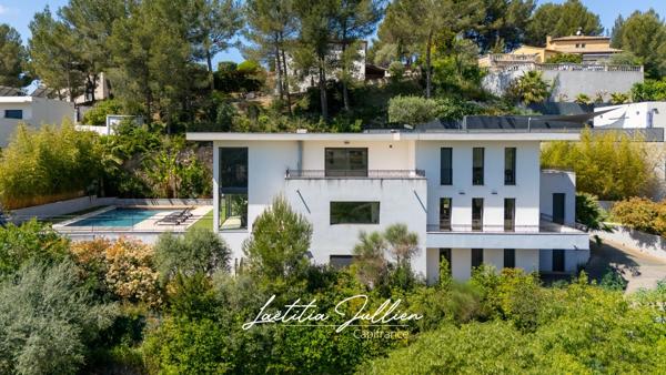 Villa californienne T5 + T2 indépendant avec piscine – Les Accates Marseille 11e