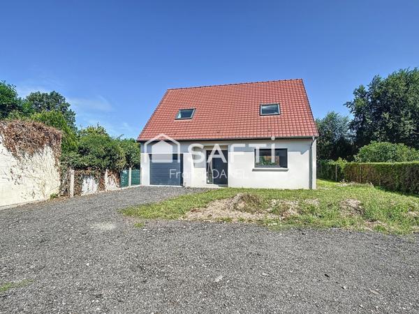 Maison de 96?m² comprenant 4 pièces principales, dont 3 chambres ainsi qu’un garage