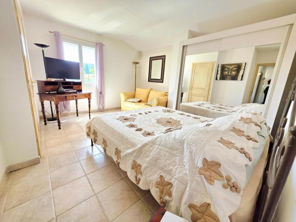 Grande propriété 5 chambres très fort potentiel