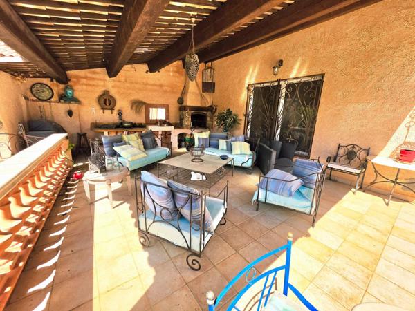 Grande propriété 5 chambres très fort potentiel