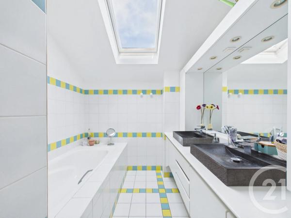 Maison à vendre  5 pièces - 106 m 2   USTARITZ  - 64