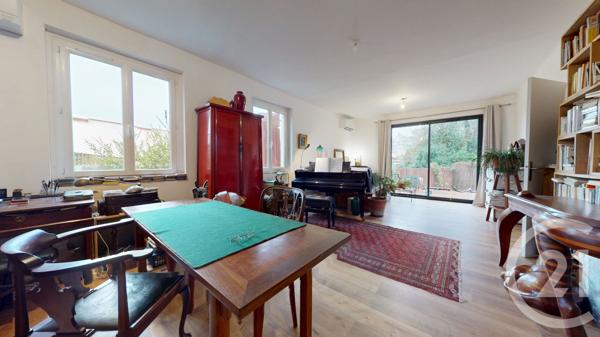 Maison à vendre  5 pièces - 106 m 2   USTARITZ  - 64