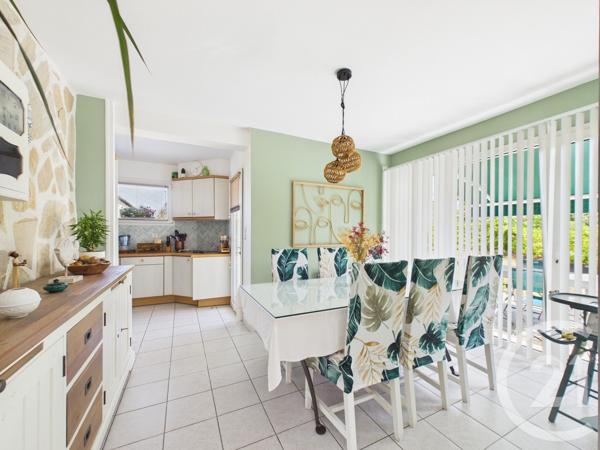 Maison à vendre  5 pièces - 106 m 2   USTARITZ  - 64