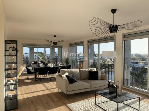 33200 Loft T4 de type New-Yorkais 125m2