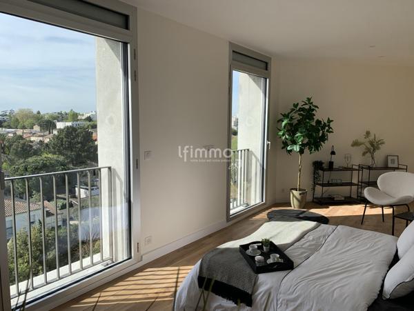 33200 Loft T4 de type New-Yorkais 125m2
