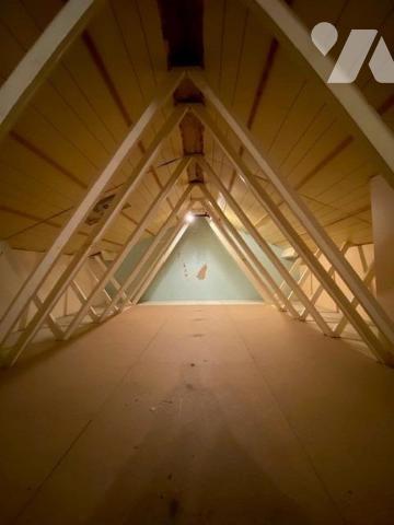 Exclusivité, une villa individuelle datant de 1978, construction en moellons et crépi, d’une sur