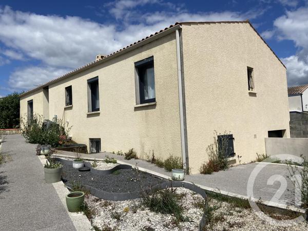 Maison à vendre  7 pièces - 148 m 2   PUILBOREAU  - 17