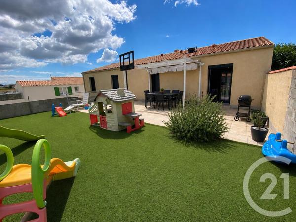 Maison à vendre  7 pièces - 148 m 2   PUILBOREAU  - 17