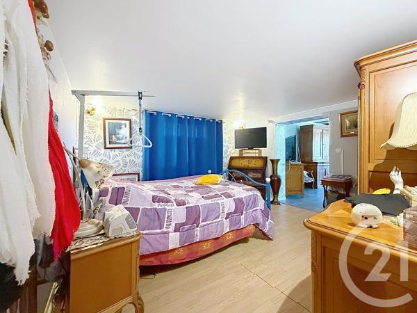 Maison à vendre  8 pièces - 166 m 2   GUERET  - 23