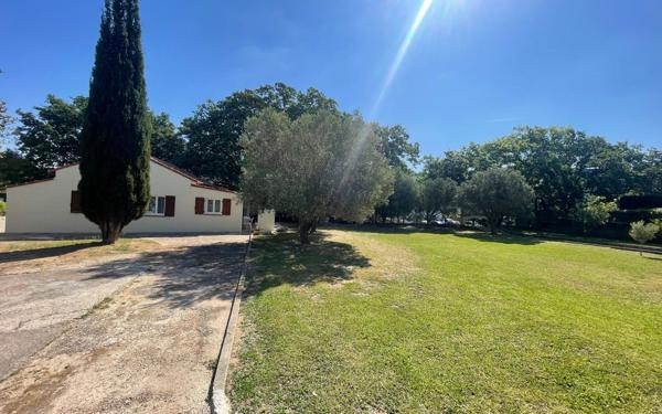 Maison à vendre    3 pièces • 70 m2 La Seyne-sur-Mer