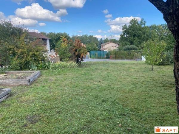 Joli terrain proche du centre