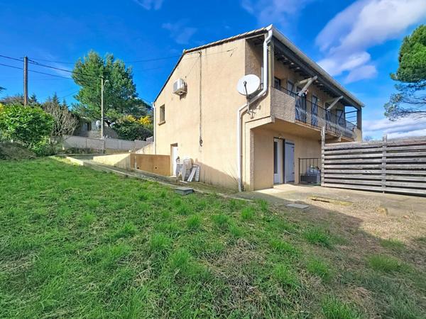 Bel ensemble immobilier sur les hauteurs offrant de multiples possibilités