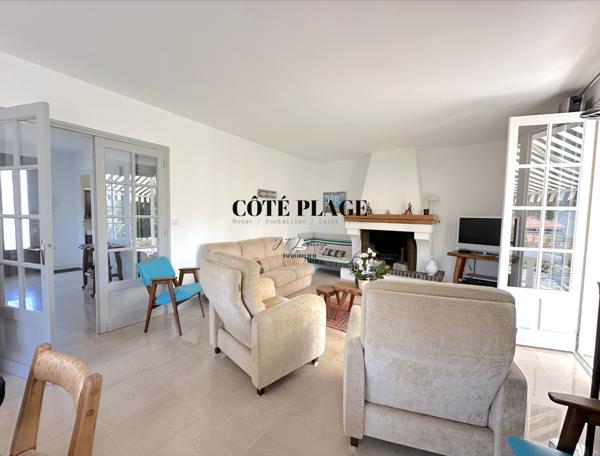 Saint-Palais-sur-Mer (17420) SAINT PALAIS / MER proche plage villa avec terrain boisé de 4400 m2 - AU PRIX DE VENTE DE 1.155.000 € HAI