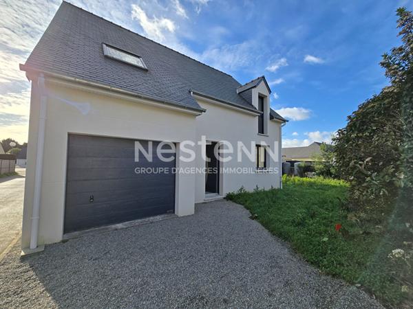 Contemporaine neuve Sarzeau bourg d'une superficie de 110 m²