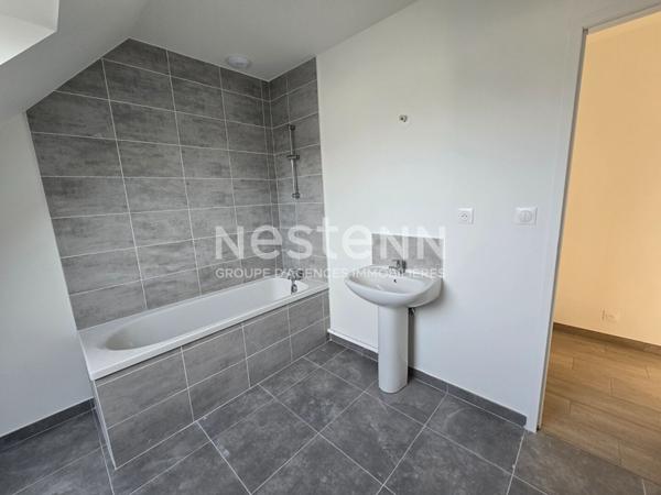 Contemporaine neuve Sarzeau bourg d'une superficie de 110 m²