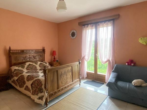 Maison à vendre |  Turenne |  10 pièces | 310 m²