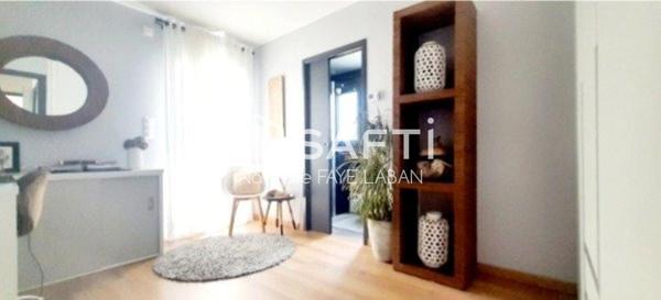 Maison contemporaine  3 chambres avec piscine