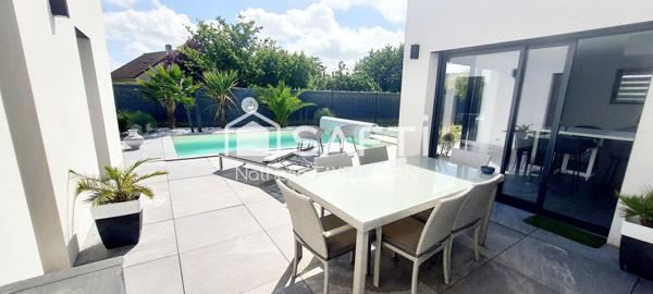 Maison contemporaine  3 chambres avec piscine