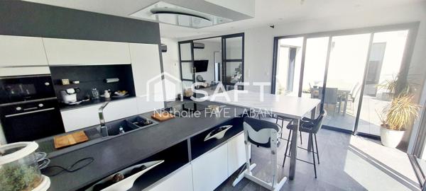 Maison contemporaine  3 chambres avec piscine