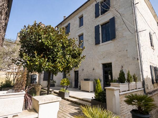 Immeuble à vendre à Chalais (16210) - Charente