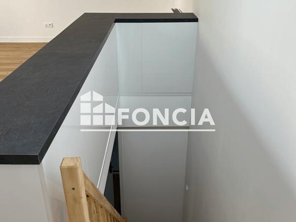 Location Appartement 3 pièces 57.85 m² - 27 RUE DE JANEAU Bordeaux 33000