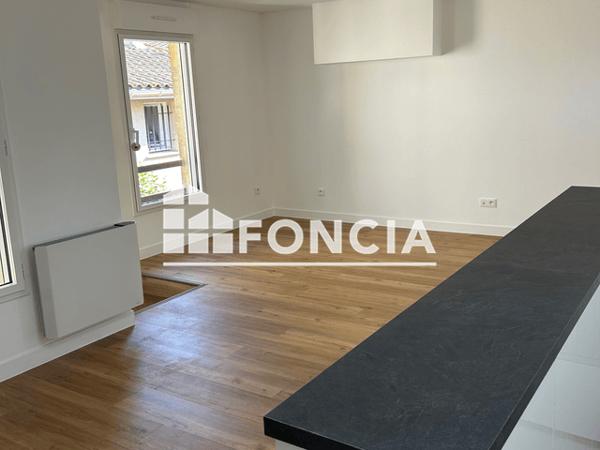 Location Appartement 3 pièces 57.85 m² - 27 RUE DE JANEAU Bordeaux 33000