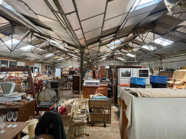 Local professionnel à vendre à Nogent-le-Rotrou dans l'Eure-et-Loir (28400), ref : 250617