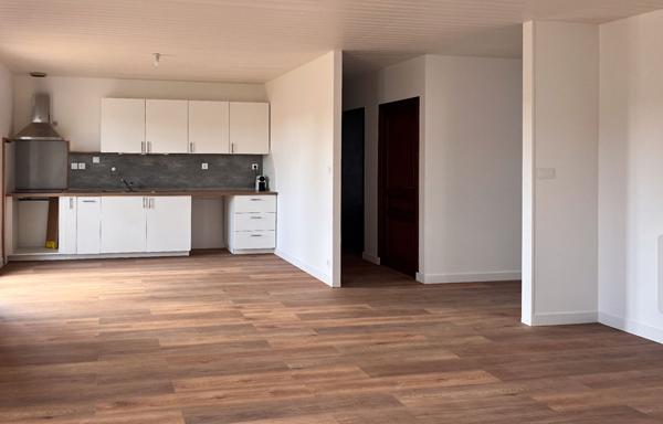 Maison rénovée 96 m2 -3/4 chambres - sur parcelle sur 371 m2, Sainte soulle 17220