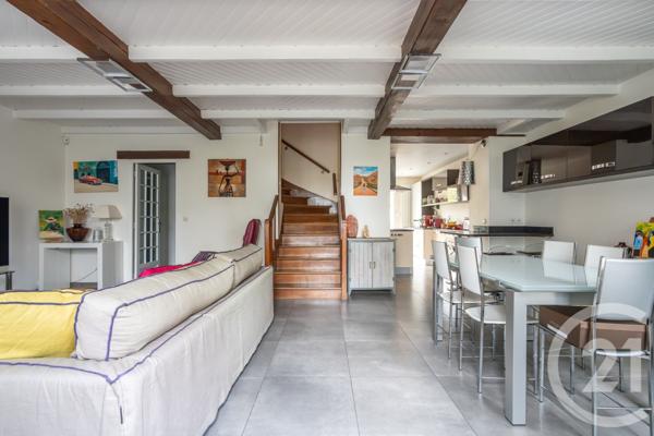 Maison à vendre  8 pièces - 167,64 m2 LA VARENNE ST HILAIRE - 94