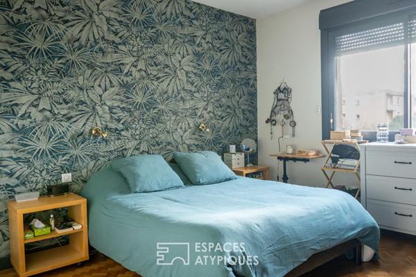 Maison de ville rénovée avec garage et jardin